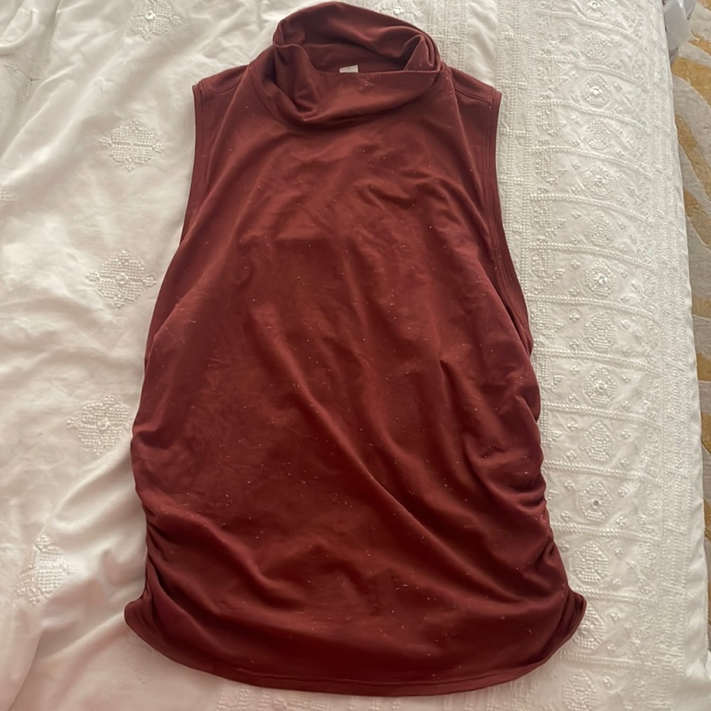 Lululemon high neck tank top